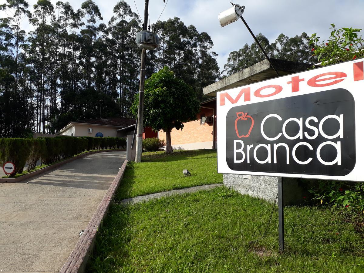 Motel Casa Branca Blumenau Extérieur photo